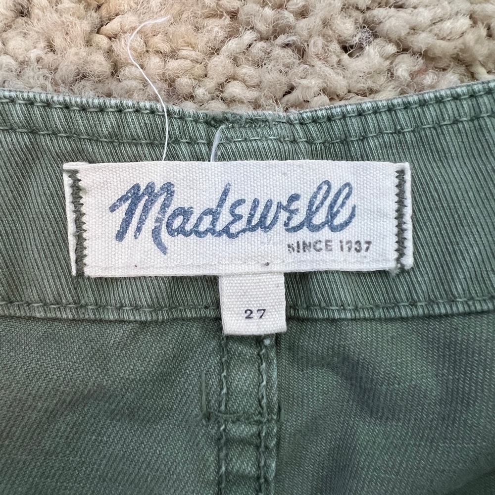 Madewell Green Cargo Shorts Relaxed Fit - Picture 2 of 4